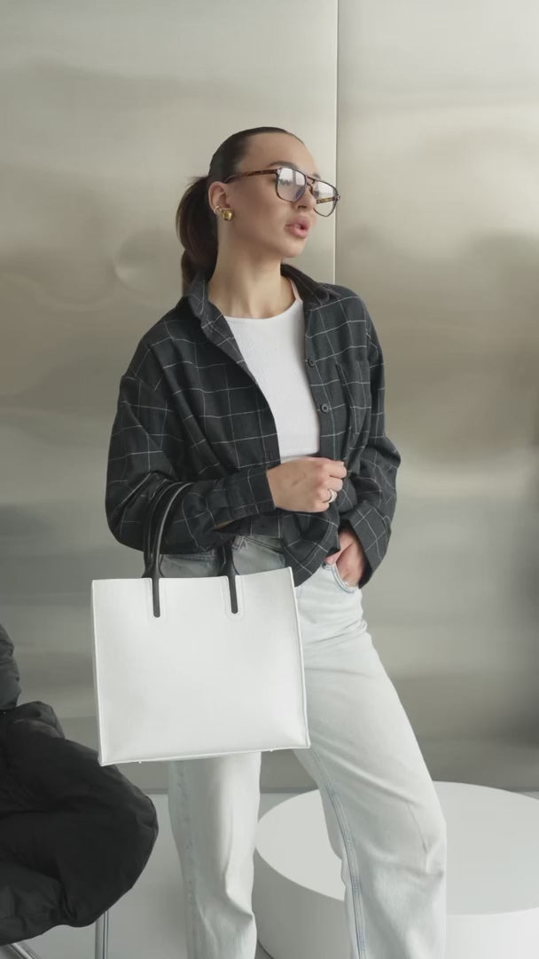 Tote RENE White